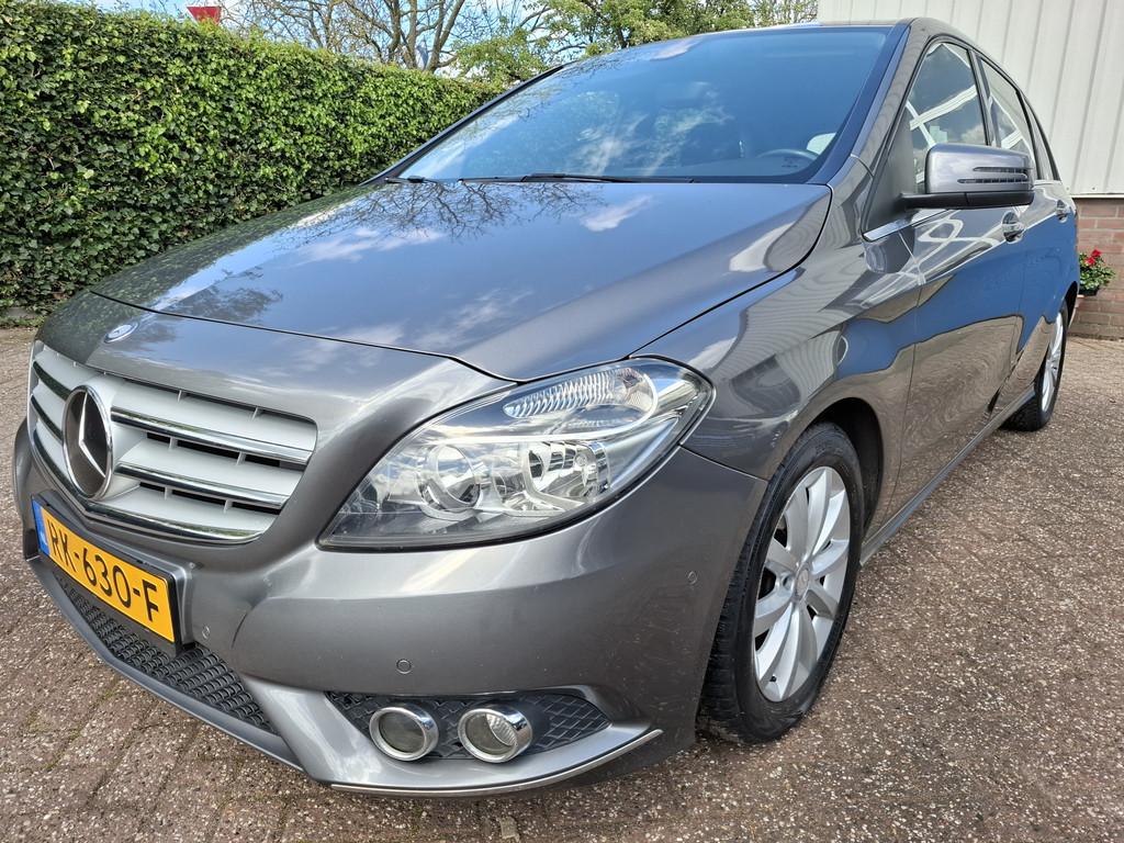 Mercedes-Benz B-Klasse 180 CDI CLIMAT/CRUISE/NAVI/PDC/STOELV, Auto's, Voorwielaandrijving, Euro 5, Gebruikt, 4 cilinders