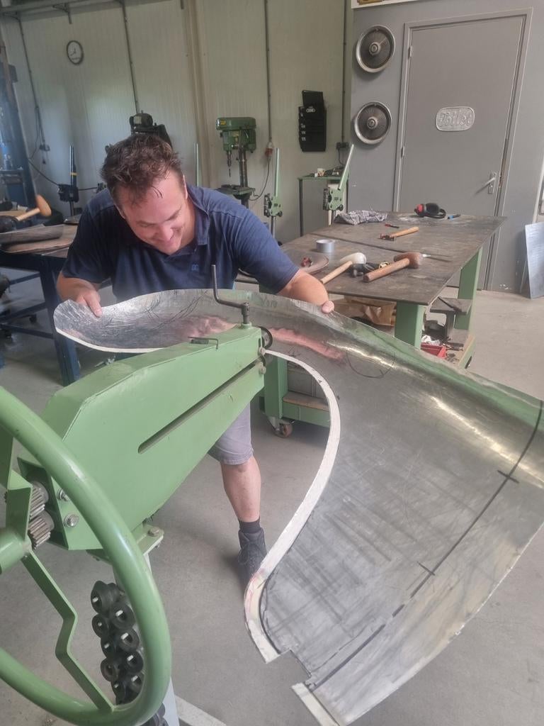 Foto 17 van Leer écht vakmanschap – traditioneel plaatwerken