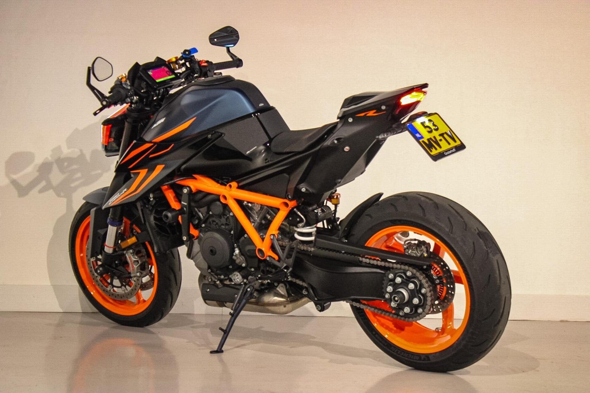 KTM 1290 SuperDuke R EVO ABS Trackpack Leovinci UNIEK, Traction Control, KTM, Bedrijf, 1301 cc