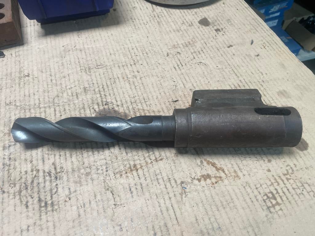 Grote spiraalboor met morseconus opname 32 mm, Doe-het-zelf en Verbouw, Gereedschap | Boormachines, Ophalen of Verzenden, Gebruikt