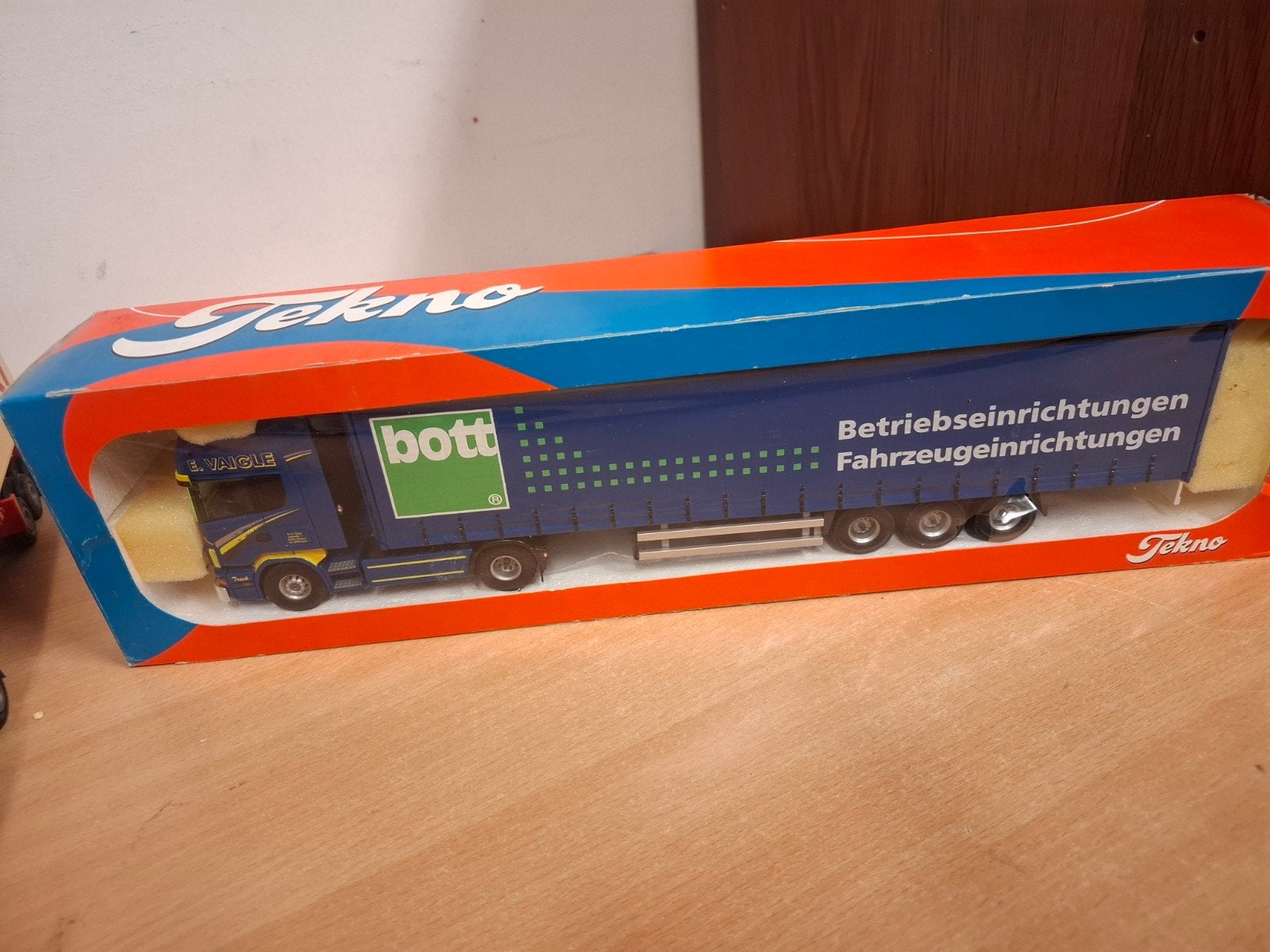 Scania Vaigle  Tekno 1:50, Hobby en Vrije tijd, Modelauto's | 1:50, Ophalen of Verzenden, Nieuw, Bus of Vrachtwagen, Tekno
