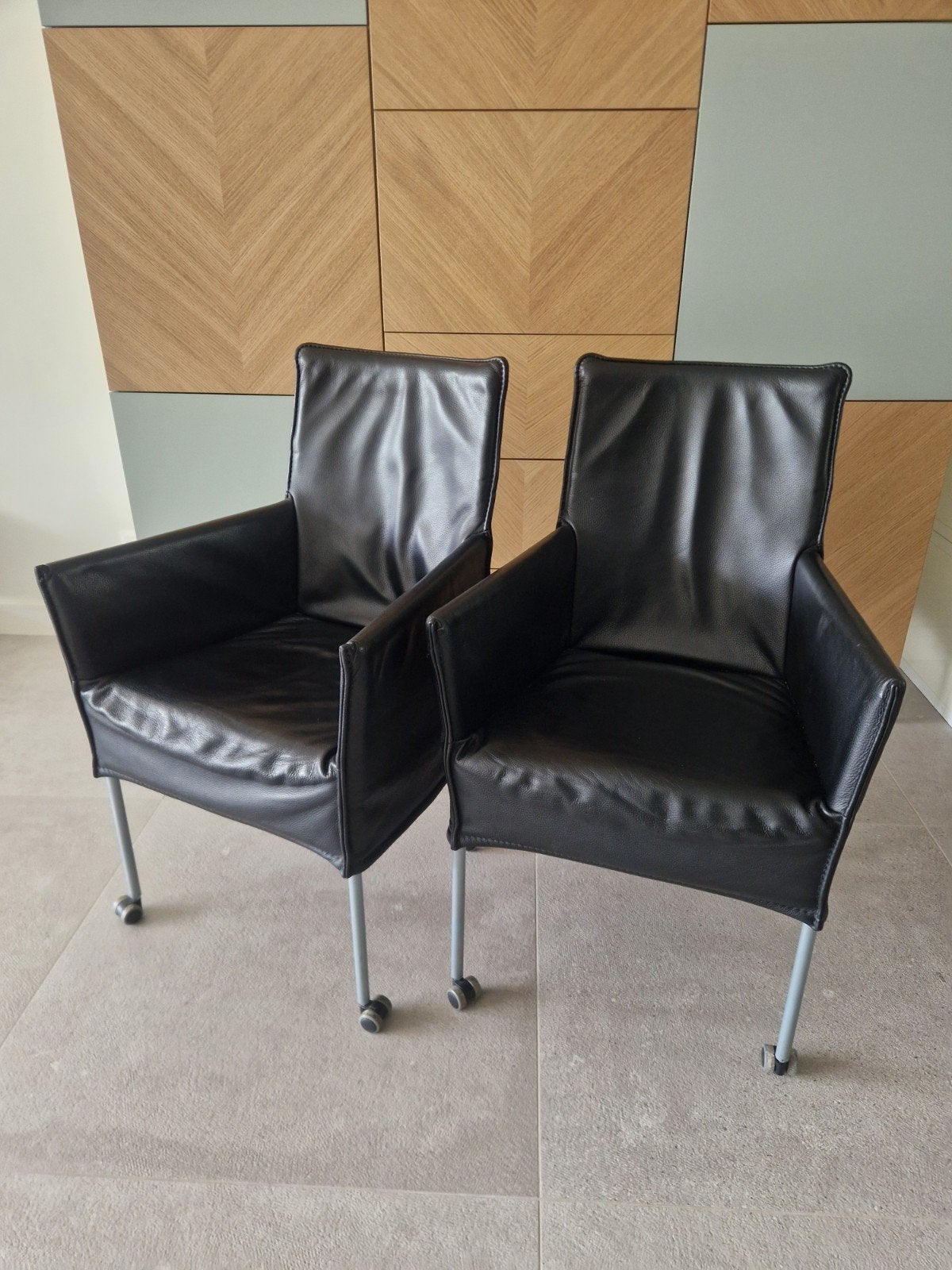 Lederen eetkamerstoelen TEAB, Huis en Inrichting, Stoelen, Ophalen of Verzenden, Gebruikt