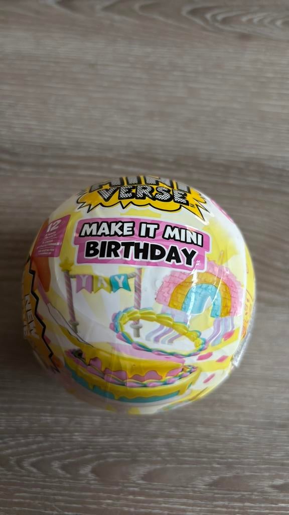 Miniverse make it mini Birthday (Nieuw), Ophalen of Verzenden, Nieuw, Knutselen