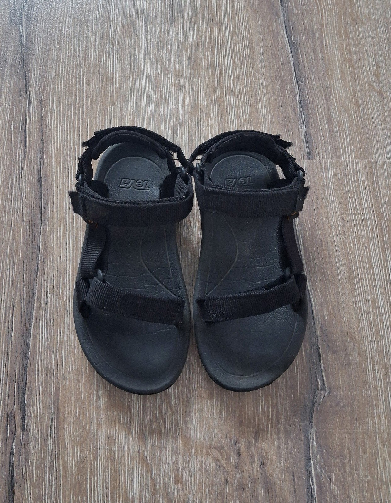 Teva sandalen zwart maat 26, Kinderen en Baby's, Kinderkleding | Schoenen en Sokken, Ophalen of Verzenden, Zo goed als nieuw, Jongen of Meisje