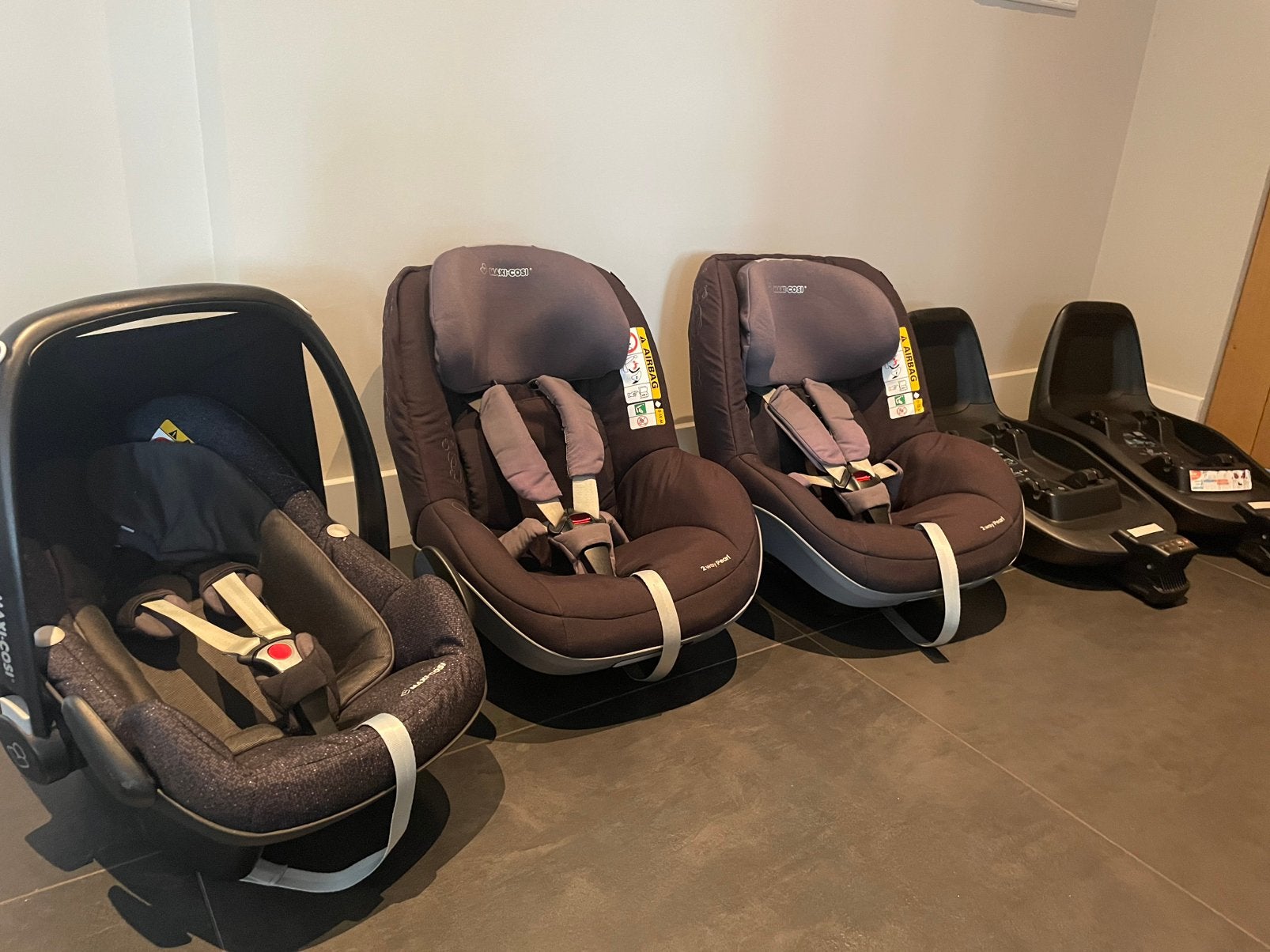 Complete set! Maxi Cosi + 2x autostoel + 2x Easyfix, Ophalen, Gebruikt, 0 t/m 18 kg, Slaapstand
