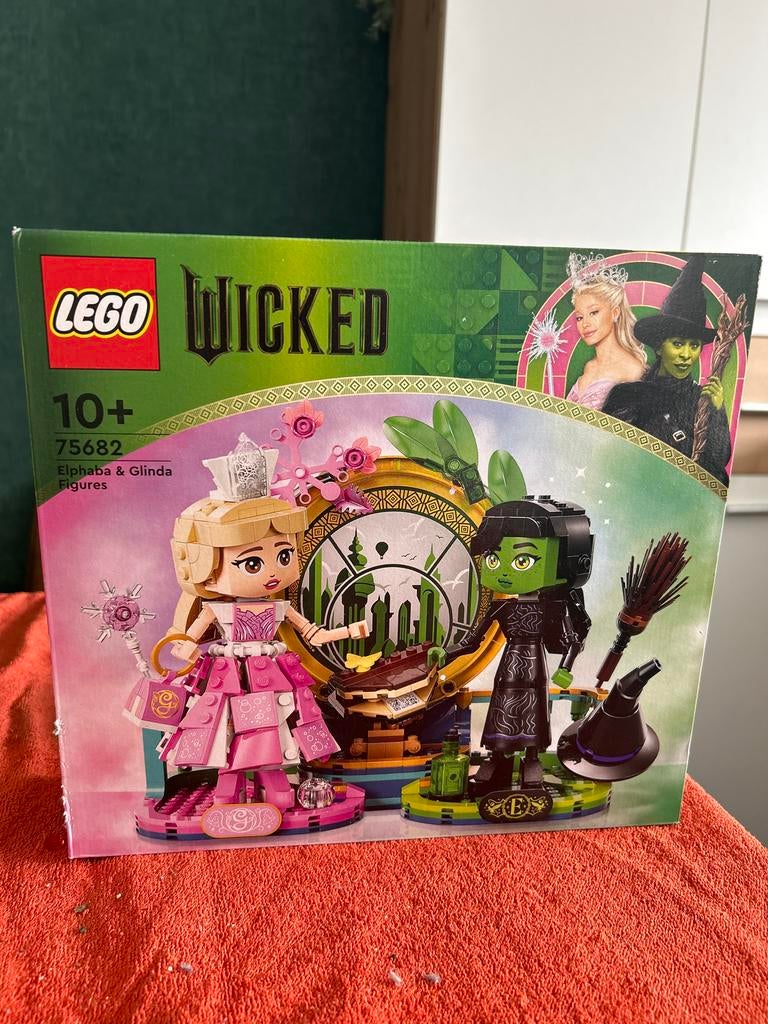 LEGO Wicked 75682 Elphaba & Glinda Figuren Set, Ophalen, Overige thema's, Lego, Nieuw