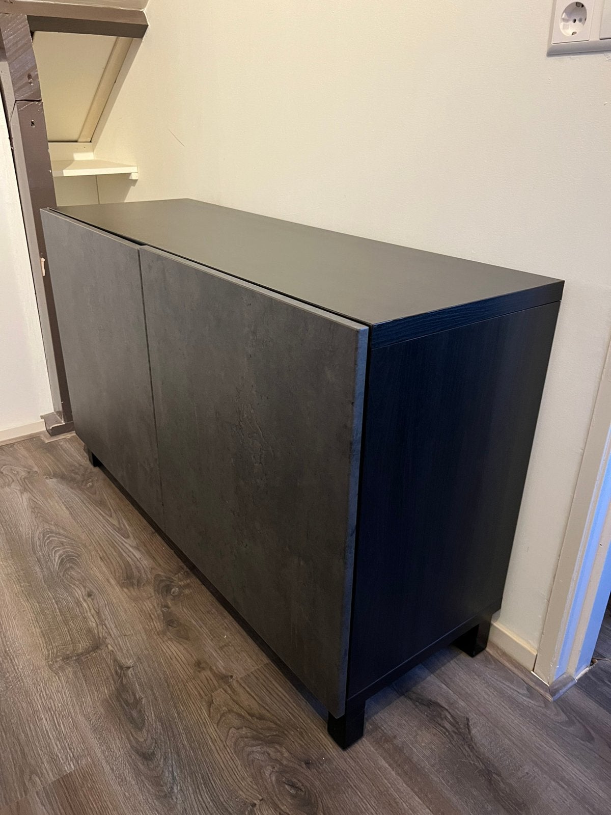 Besta kast/opberger, Ophalen, Gebruikt, 100 tot 150 cm, Meerdere deuren