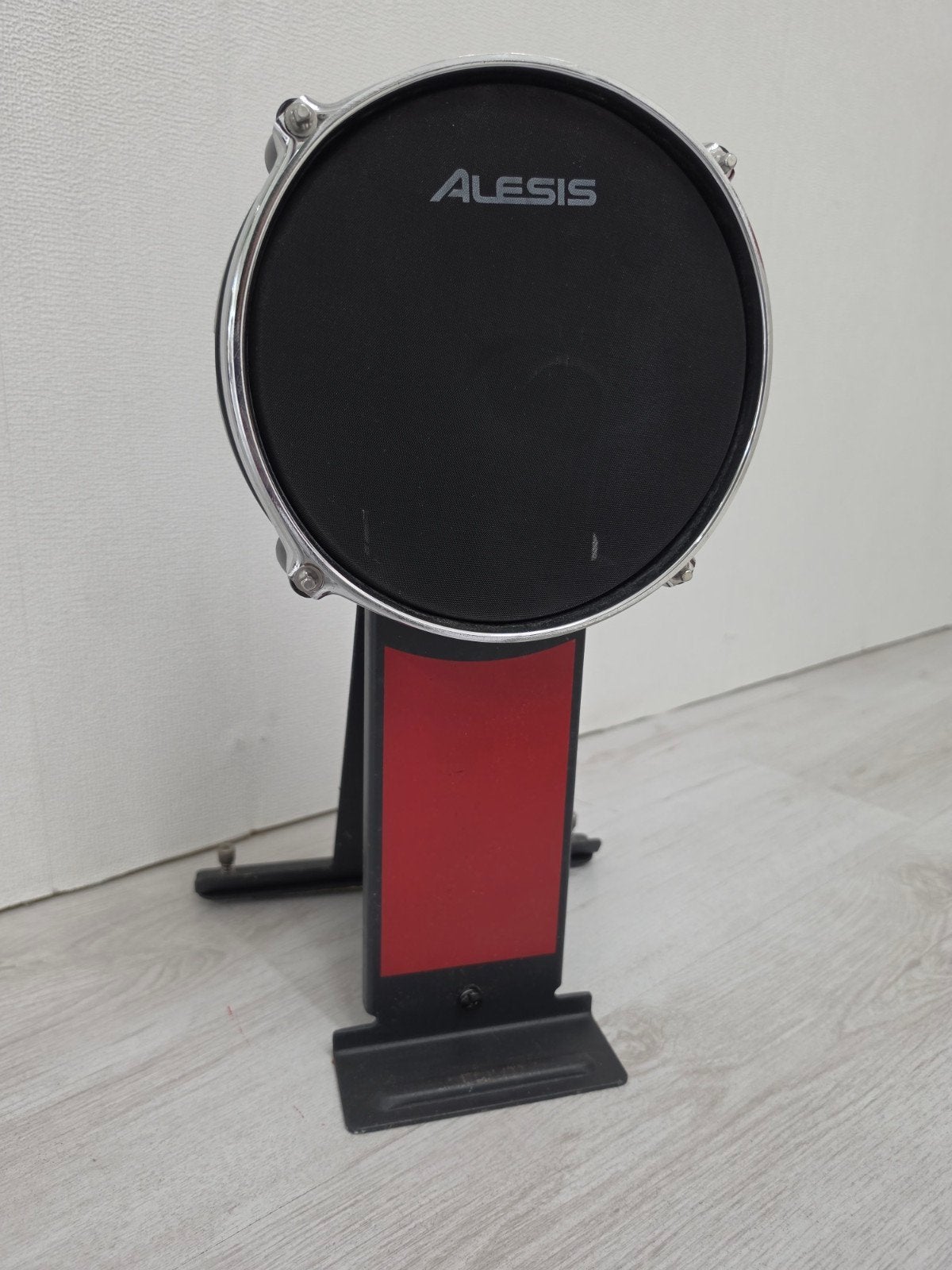 Alesis 8" Red Mesh Bass Drum, Muziek en Instrumenten, Ophalen of Verzenden
