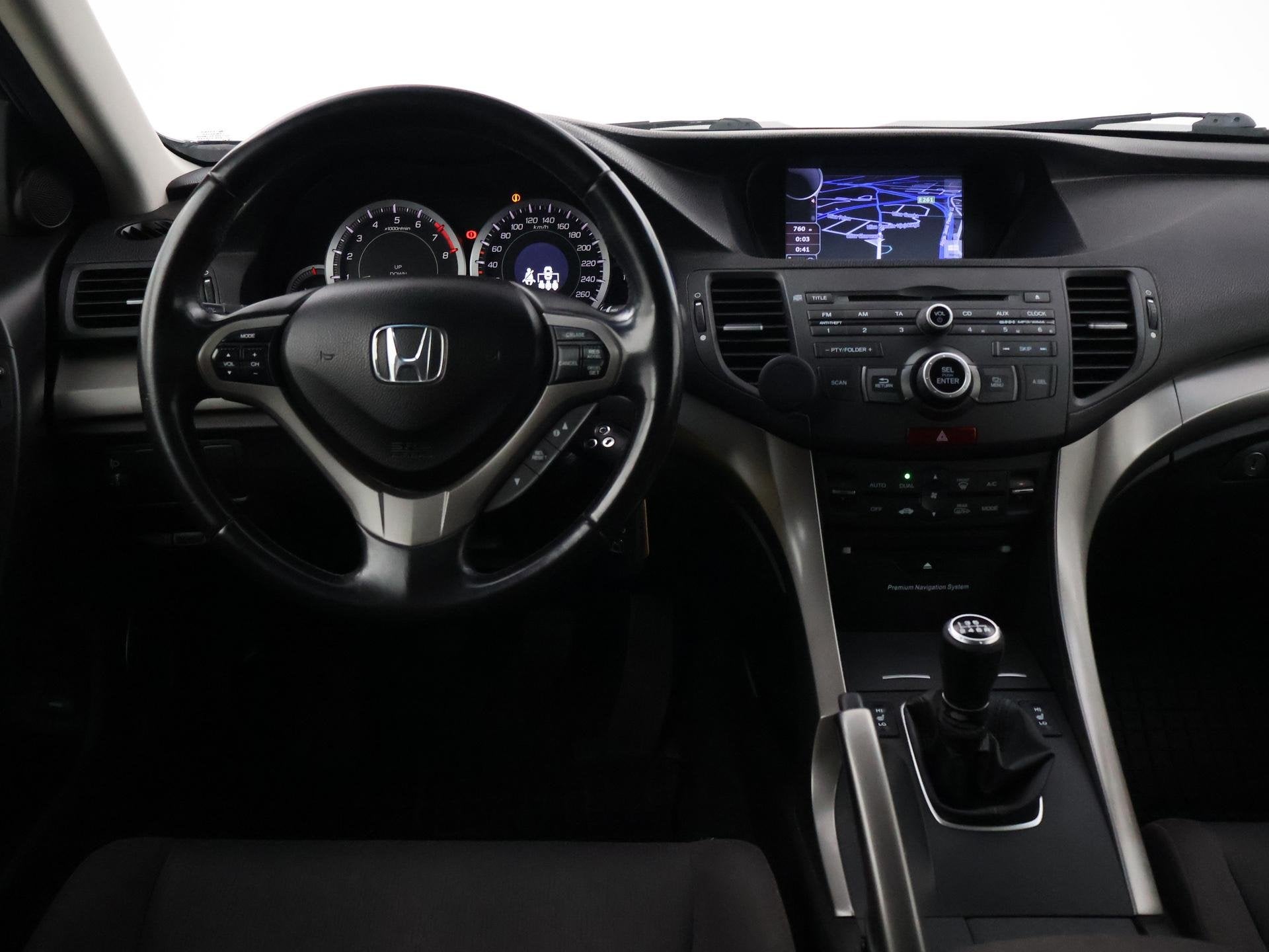 Honda Accord 2.0i 156 PK ELEGANCE + CAMERA | STOELVERW. | NA, Auto's, Voorwielaandrijving, Euro 5, Stof, Gebruikt