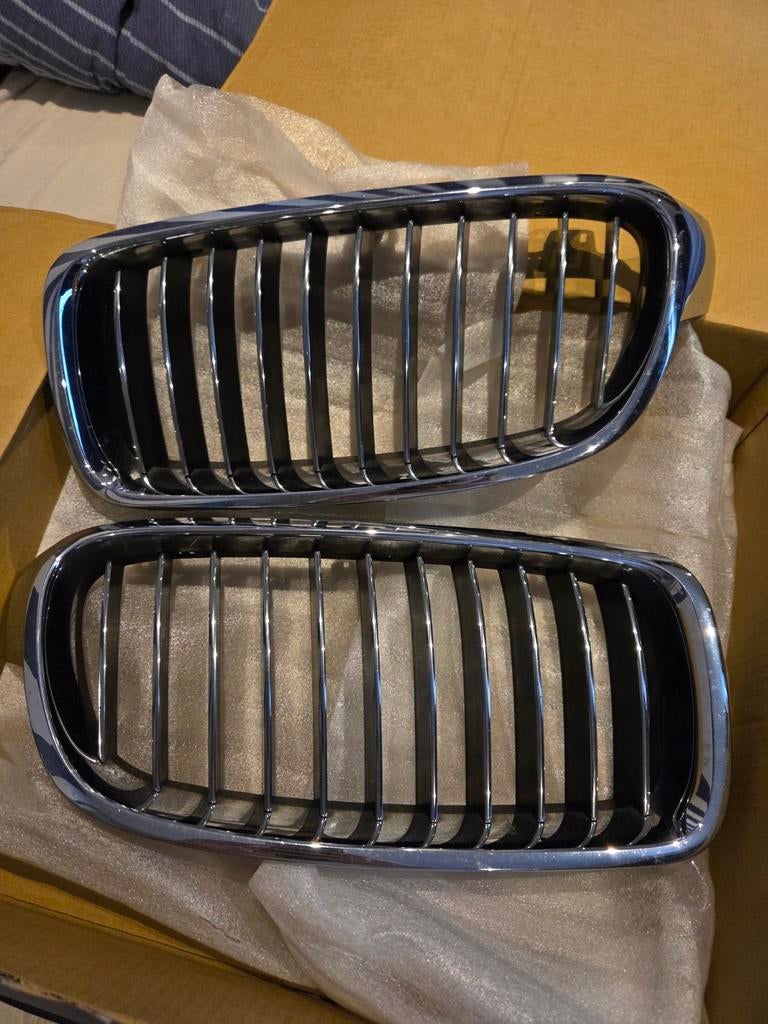 Originele BMW chromen grill, Ophalen of Verzenden, Voor, BMW, Bumper