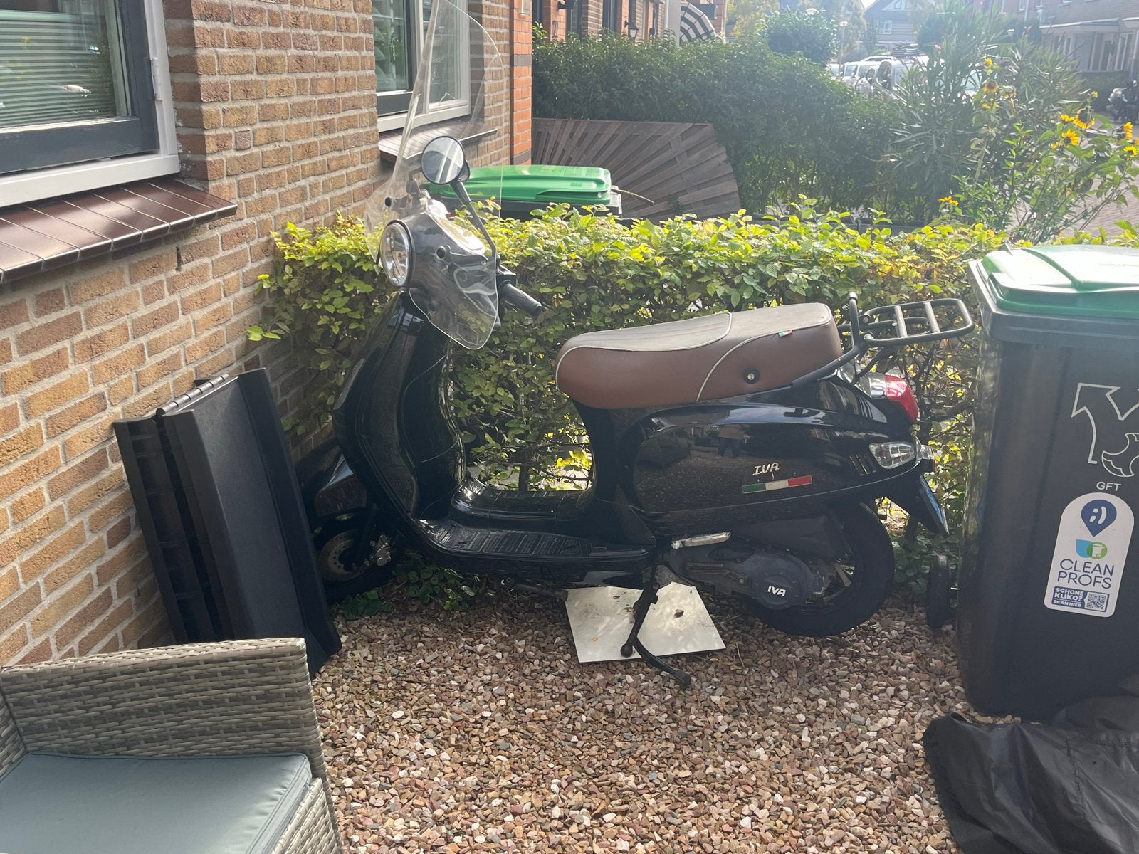 LIVA Scooter - Heeft wat liefde nodig, Fietsen en Brommers, Ophalen, Gebruikt, Benzine, Overige merken