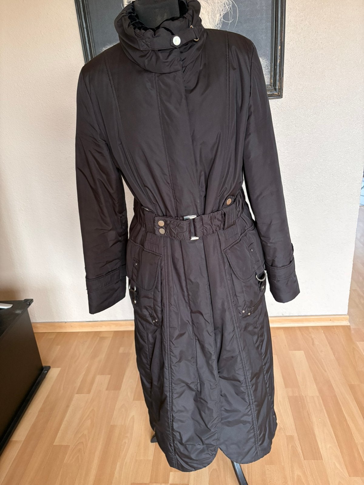 ConceptUK mooie lange zwarte winterjas mt 40 ZGAN, Ophalen of Verzenden, Zo goed als nieuw, Maat 38/40 (M), Zwart