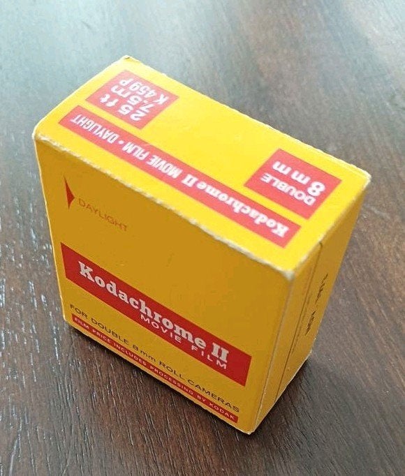 Kodachrome II Double 8mm Film - Nieuw in Doos, Audio, Tv en Foto, Filmrollen, Ophalen of Verzenden, 8mm film