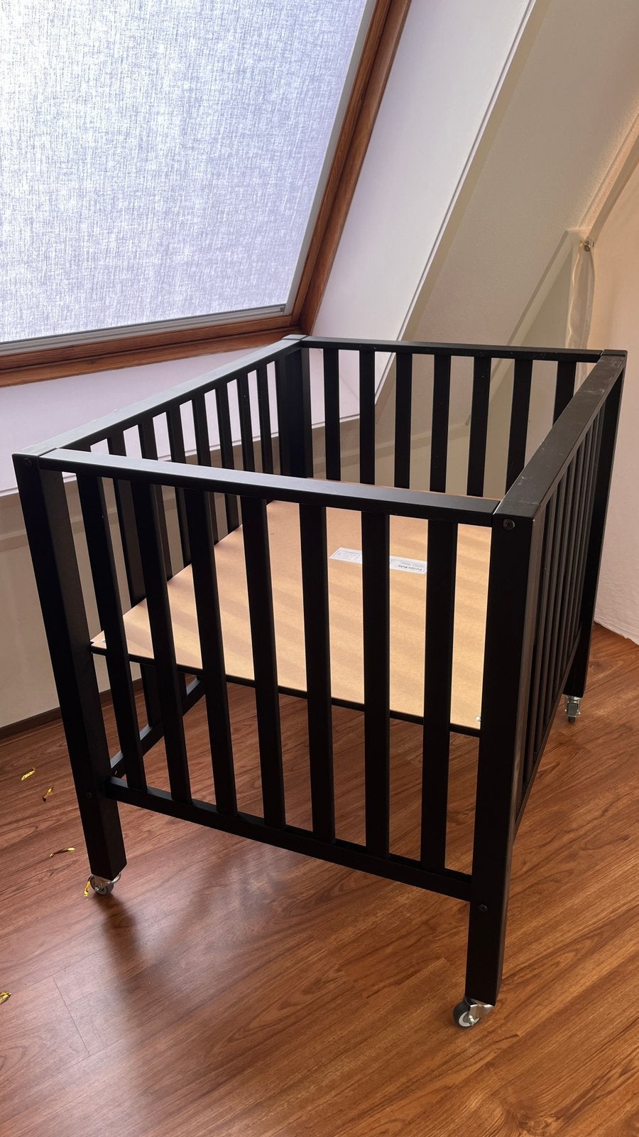 Europe Baby Box + 2 boxkleden (zonder lade), Ophalen, Gebruikt, Rechthoekig, In hoogte verstelbaar
