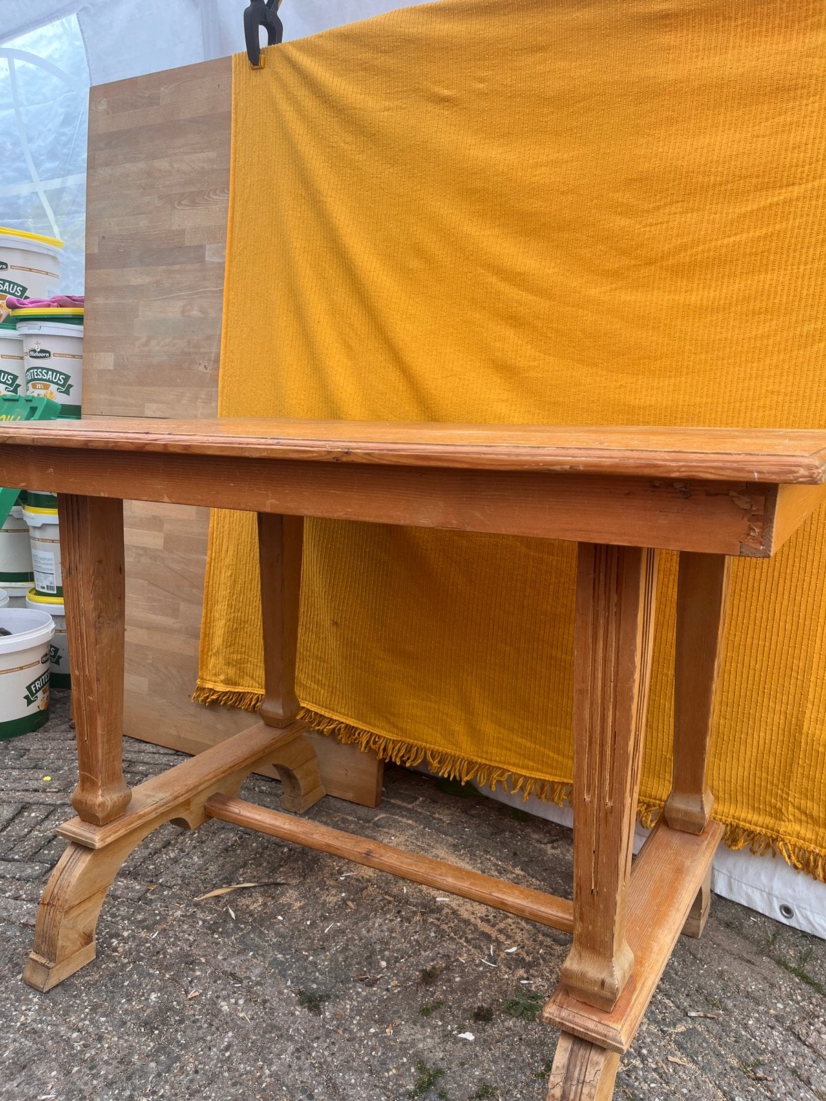 Koopje!Antiek kleine eettafel/bureautje/hobbytafeltje, Ophalen