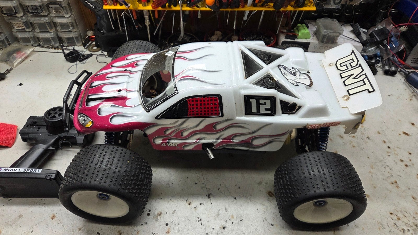 te koop grote carson cnt, Hobby en Vrije tijd, Gebruikt, Auto offroad, Ophalen of Verzenden, Schaal 1:8