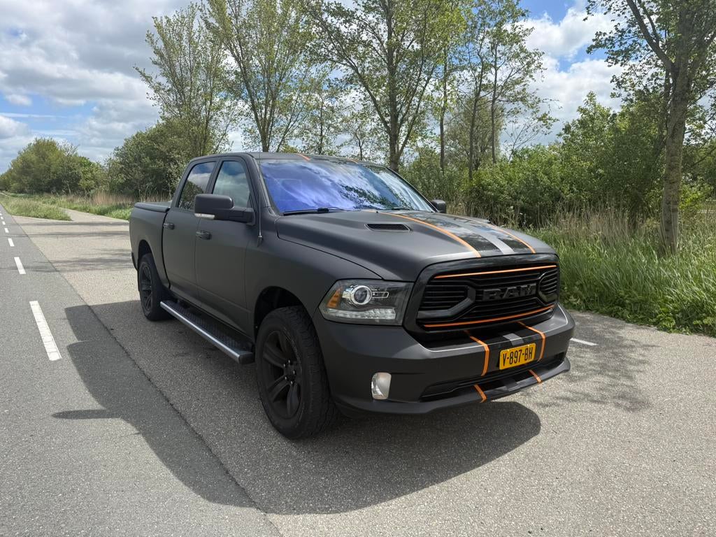 Dodge RAM 1500 5.7 Hemi V8 2016 Sport Wrap Marge, Automaat, 5654 cc, Zwart, Vierwielaandrijving