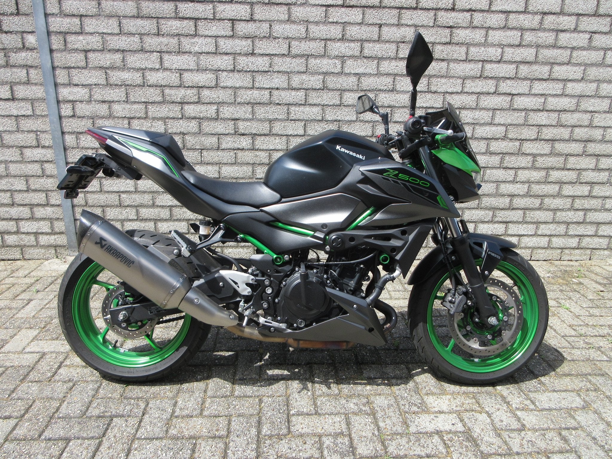 Kawasaki Z500 (bj 2024), Motoren, Naked bike, Gebruikt, Bedrijf