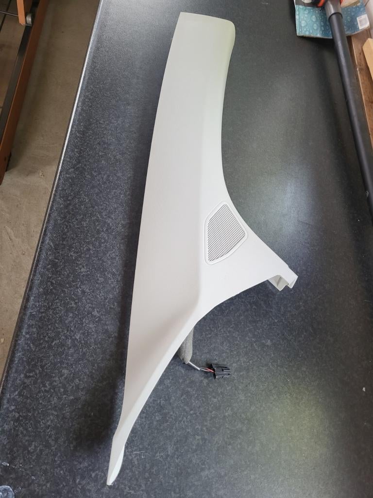 A-stijl bekleding rechts met speaker VW Touareg 7LA867234C, Ophalen of Verzenden