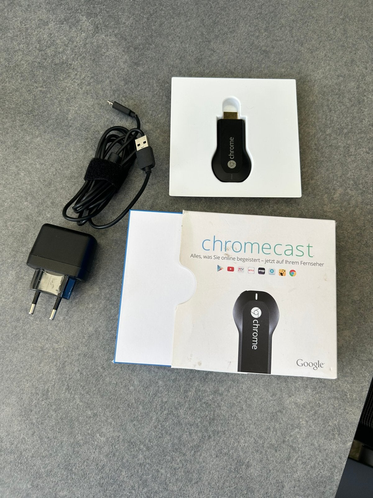 Google Chromecast, Ophalen of Verzenden, Zo goed als nieuw