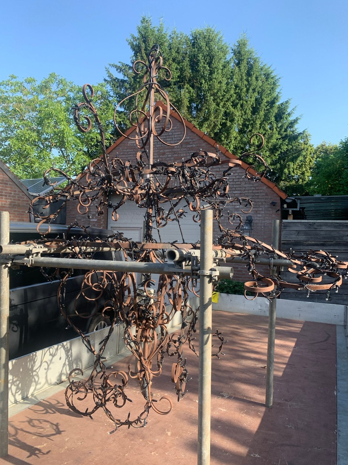 Unieke metalen kroonluchter/decoratie, Antiek en Kunst, Curiosa en Brocante, Ophalen