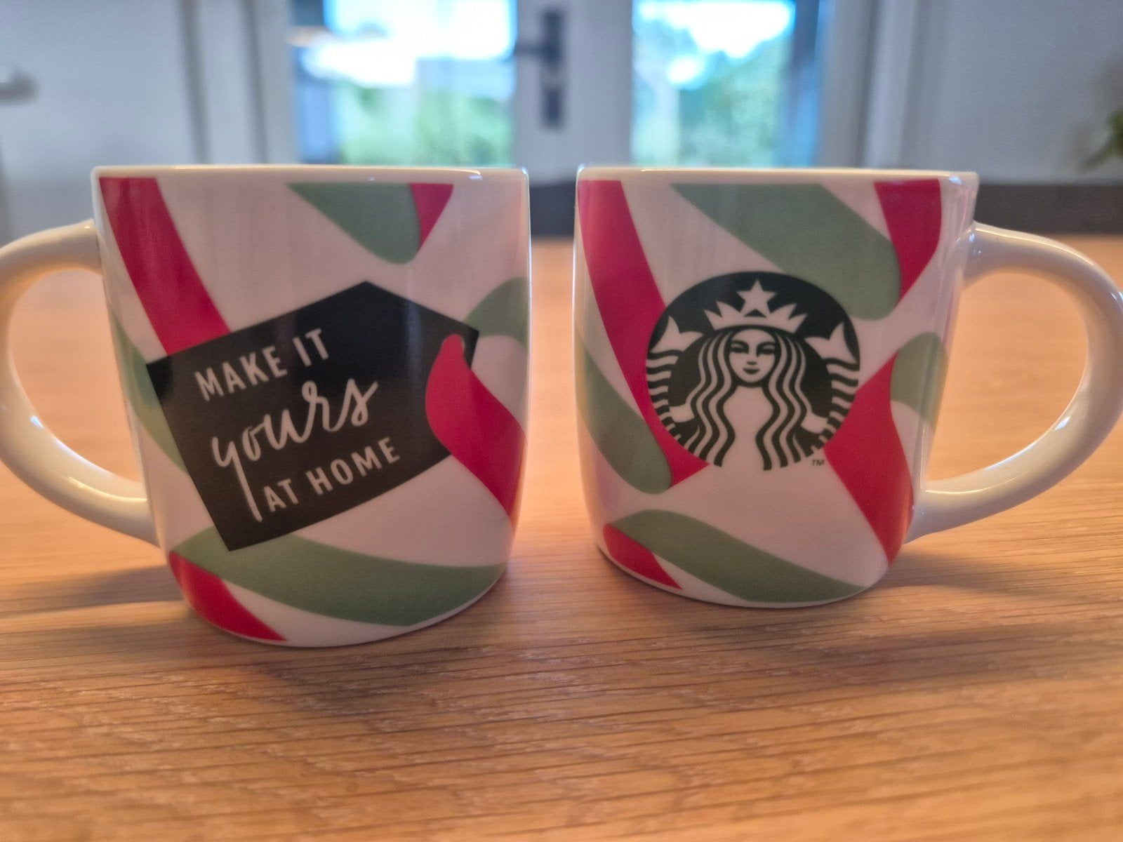 Starbucks 'Make It Yours At Home' Kerstmok, Overige typen, Ophalen of Verzenden, Zo goed als nieuw, Steen/keramiek