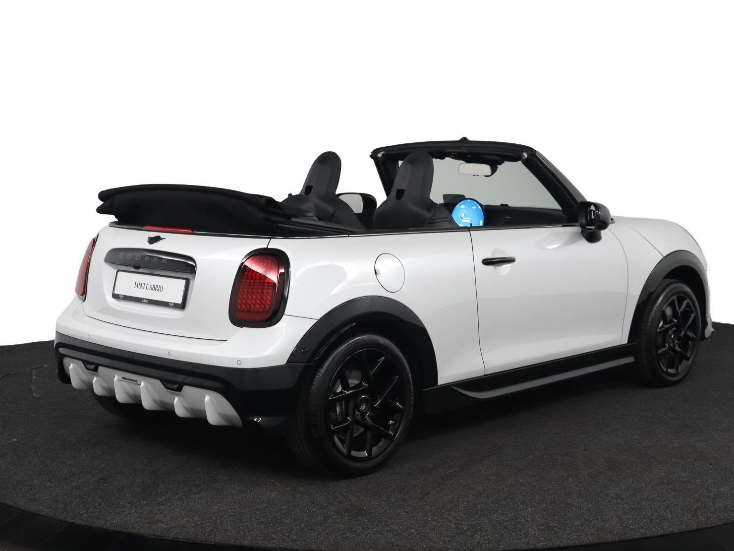 MINI Cooper Cabrio C | JCW Uitvoering | Pakket M | Head up D, Auto's, 1998 cc, Cabriolet, 4 stoelen, Sportstoelen