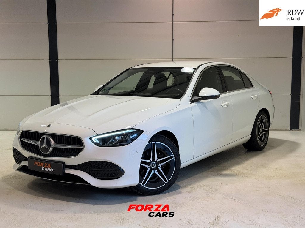 Mercedes-Benz C-klasse 180 Avantgarde | LED | Camera | Dodeh, Auto's, Mercedes-Benz, Automaat, Gebruikt, 4 cilinders, Wit