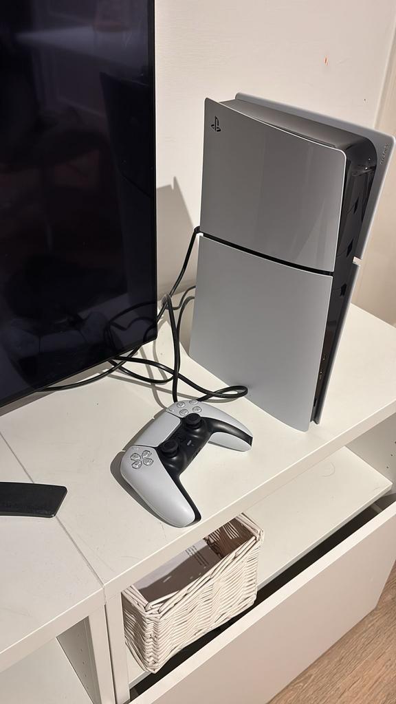 Sony PlayStation 5 Slim Digital Edition - Zo goed als nieuw, Spelcomputers en Games, Spelcomputers | Sony PlayStation 5, Ophalen