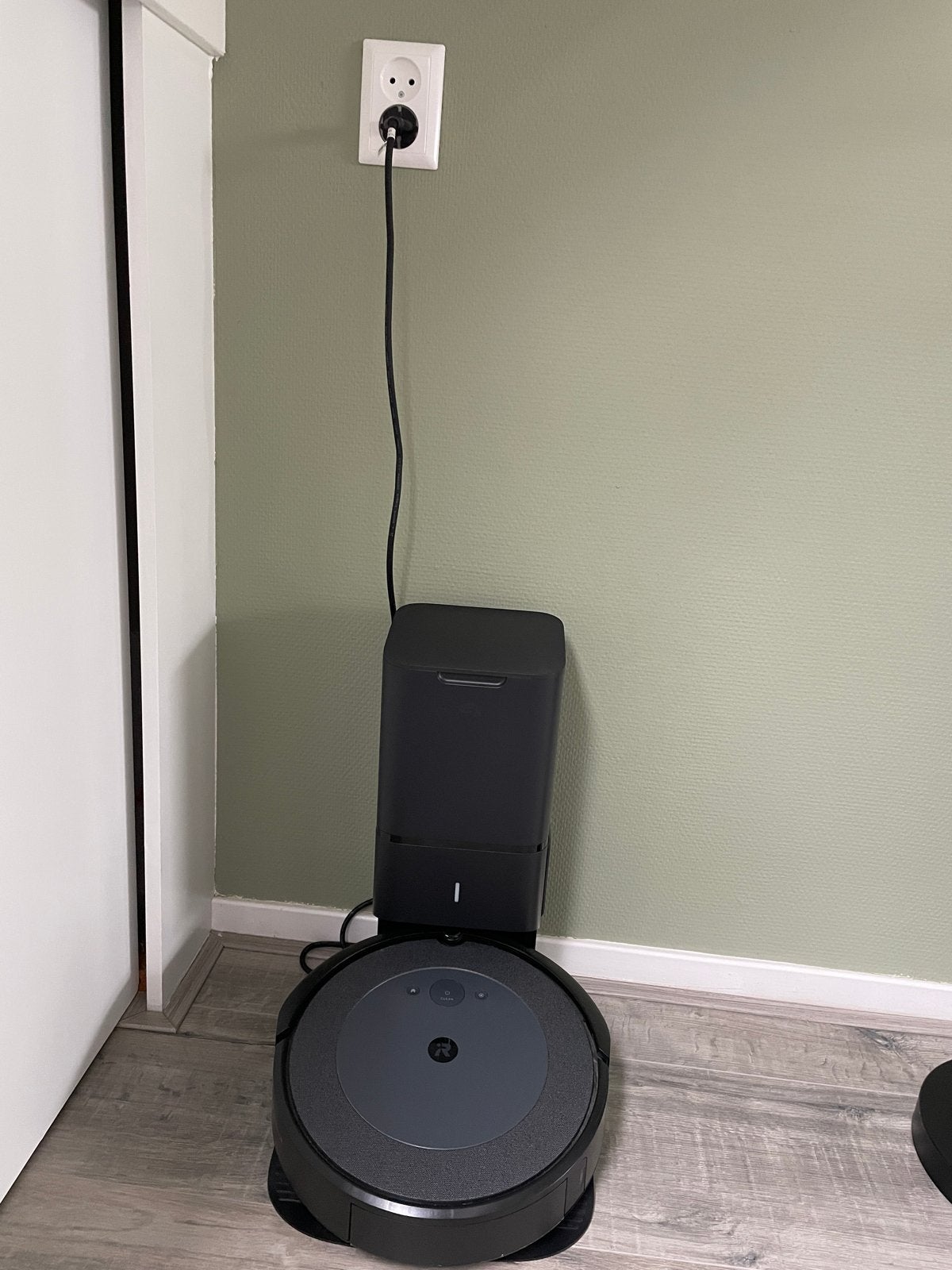 iRobot Roomba i3 Robotstofzuiger met accessoires, Ophalen, Inclusief accessoires, Gebruikt, IRobot