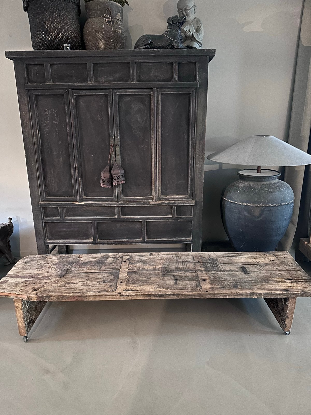 Salontafel / TV meubel van oude Chinese deur, Ophalen