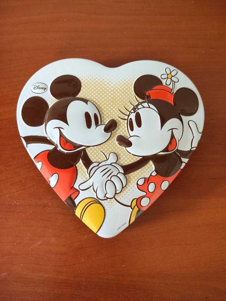 een hart van blik van Minnie en Mickey Mouse, Ophalen, Gebruikt, Overige, Overige merken