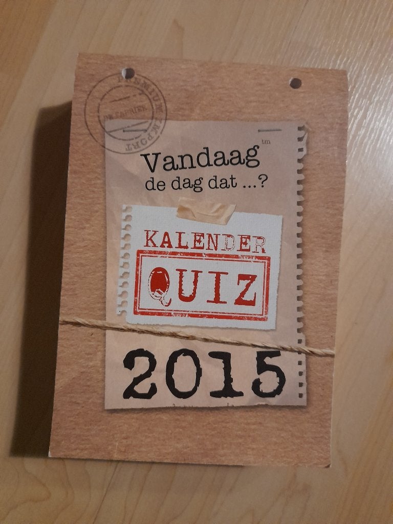 KALENDER QUIZ 2015 Vandaag de dag dat, Ophalen of Verzenden, Zo goed als nieuw
