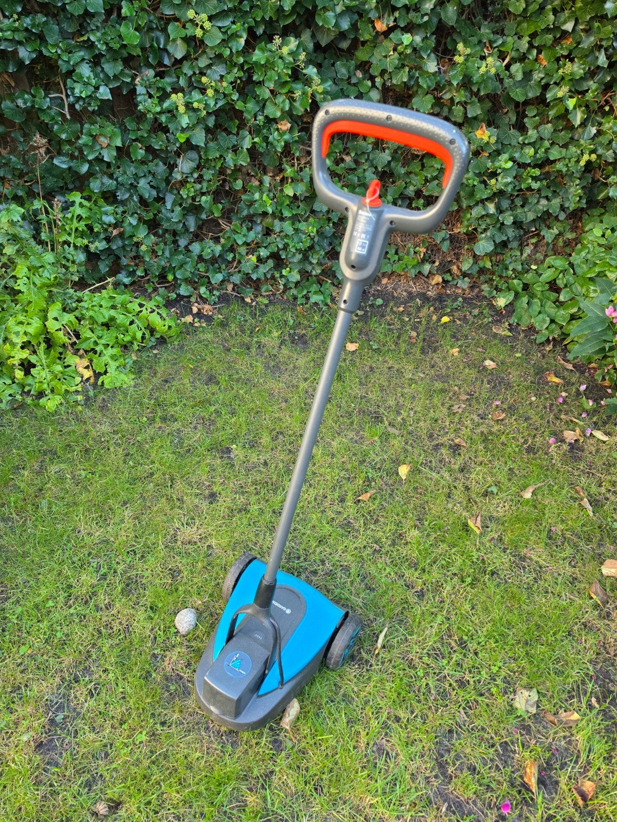 Gardena HandyMower 22/18V P4A Accu-grasmaaier - zonder accu, Ophalen, Cirkelmaaier, Gebruikt, Minder dan 30 cm