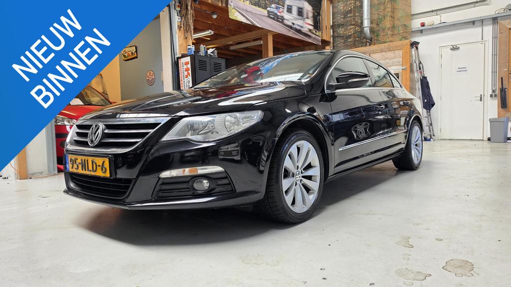 Volkswagen Passat CC 1.8 TSI 160PK Navi, Bluetooth, Trekhaak, Voorwielaandrijving, Euro 5, Stof, 4 cilinders
