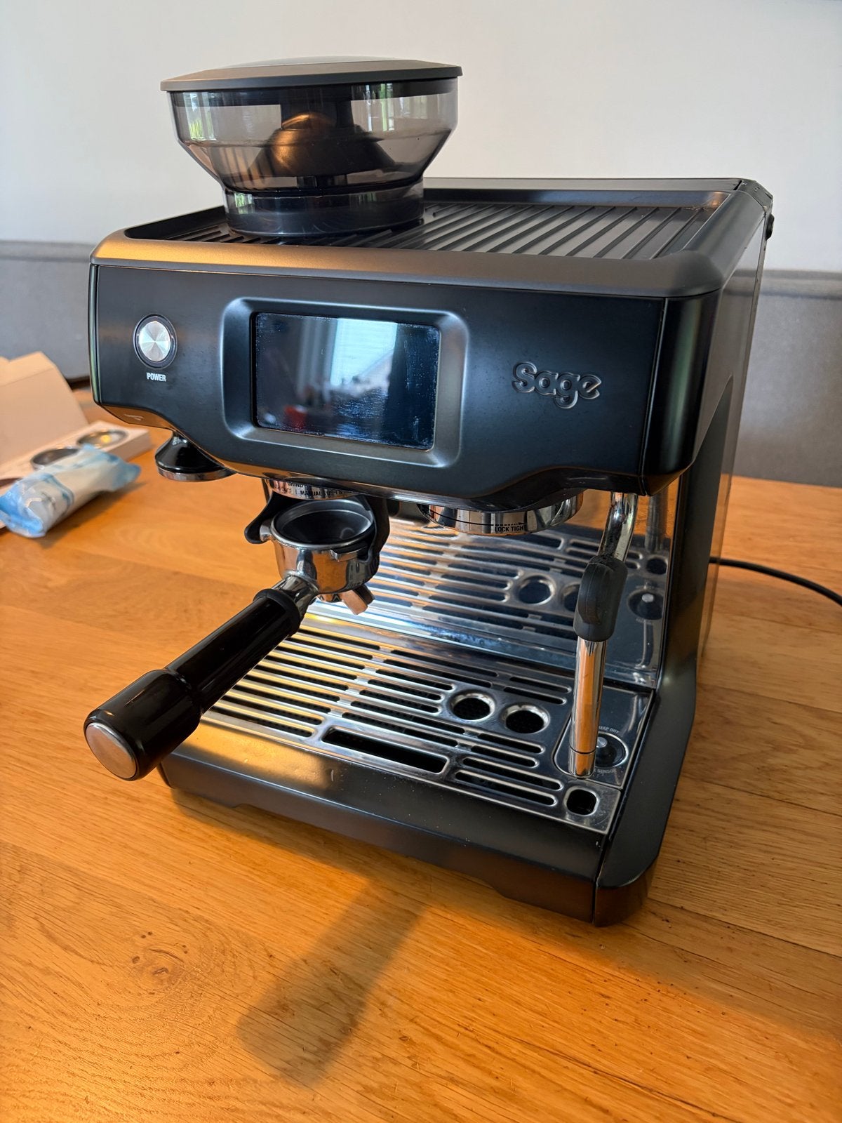Foto 3 van Sage Barista Touch Espressomachine