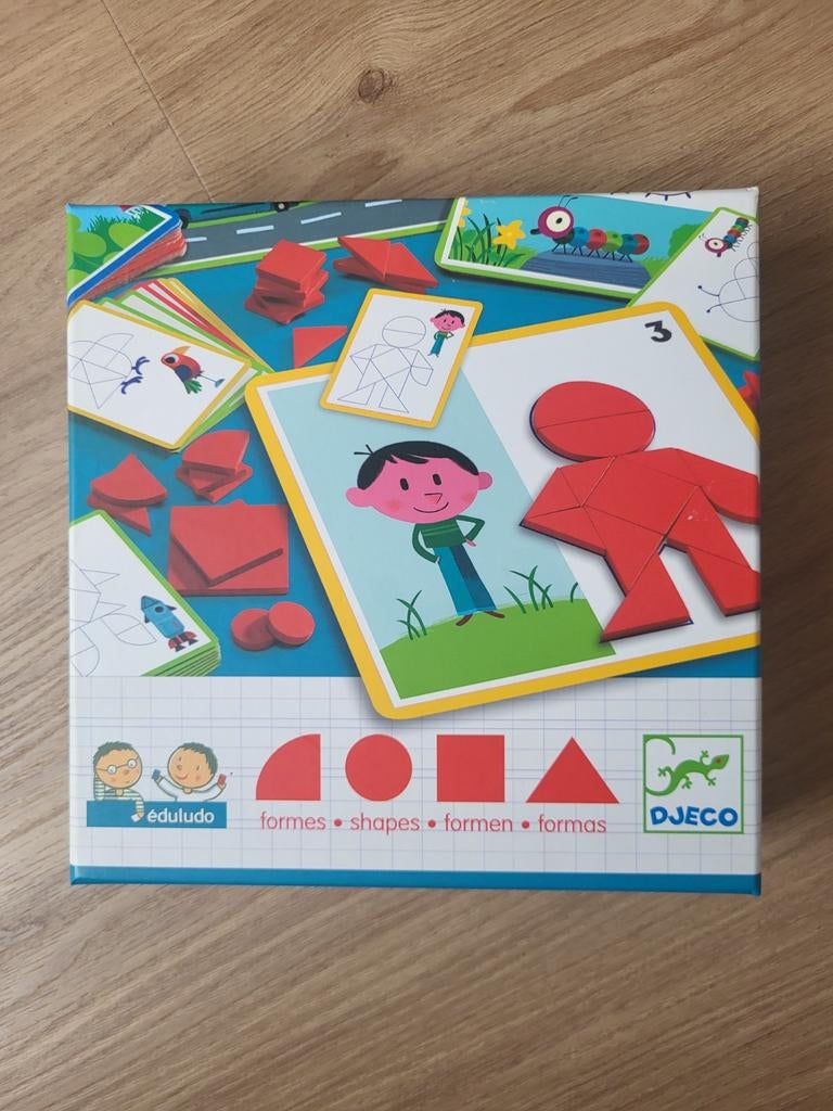 Djeco vormen spel, Ophalen of Verzenden, Zo goed als nieuw