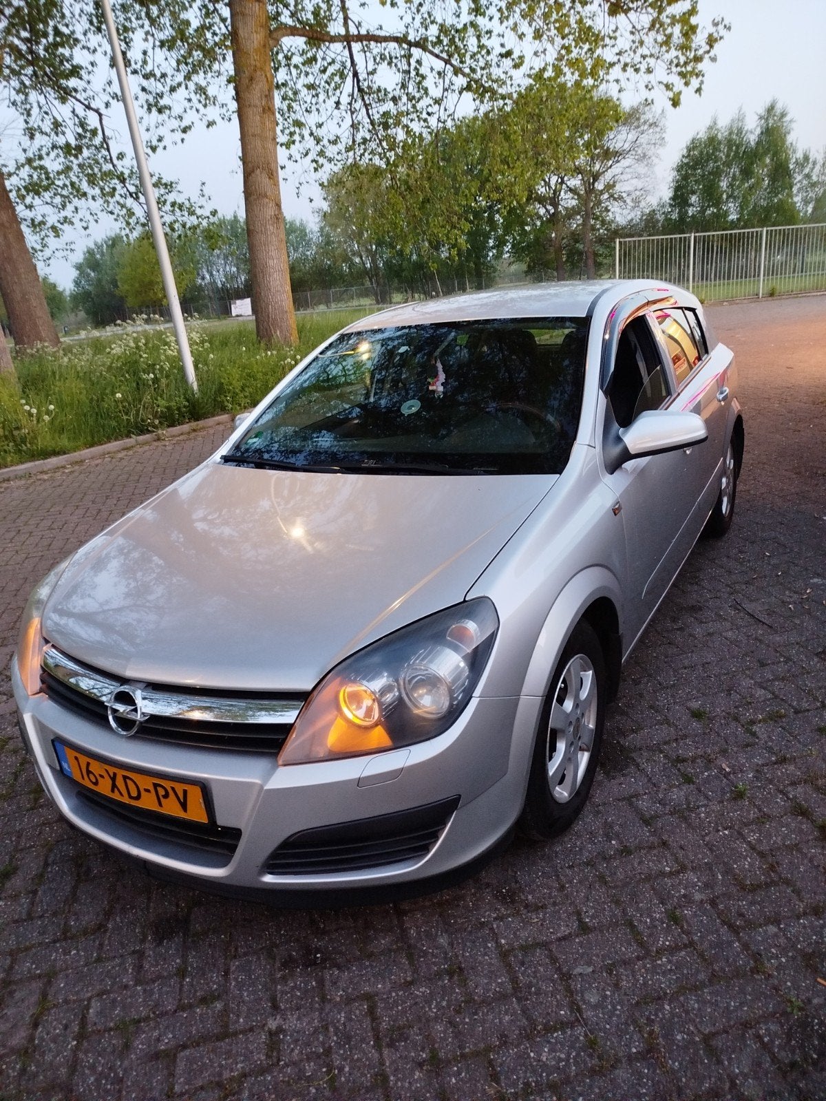 Opel Astra 1.6 16V 5D 77KW 2007 Grijs, Auto's, Opel, Bedrijf, Astra, Benzine, C, Hatchback, Handgeschakeld, Origineel Nederlands