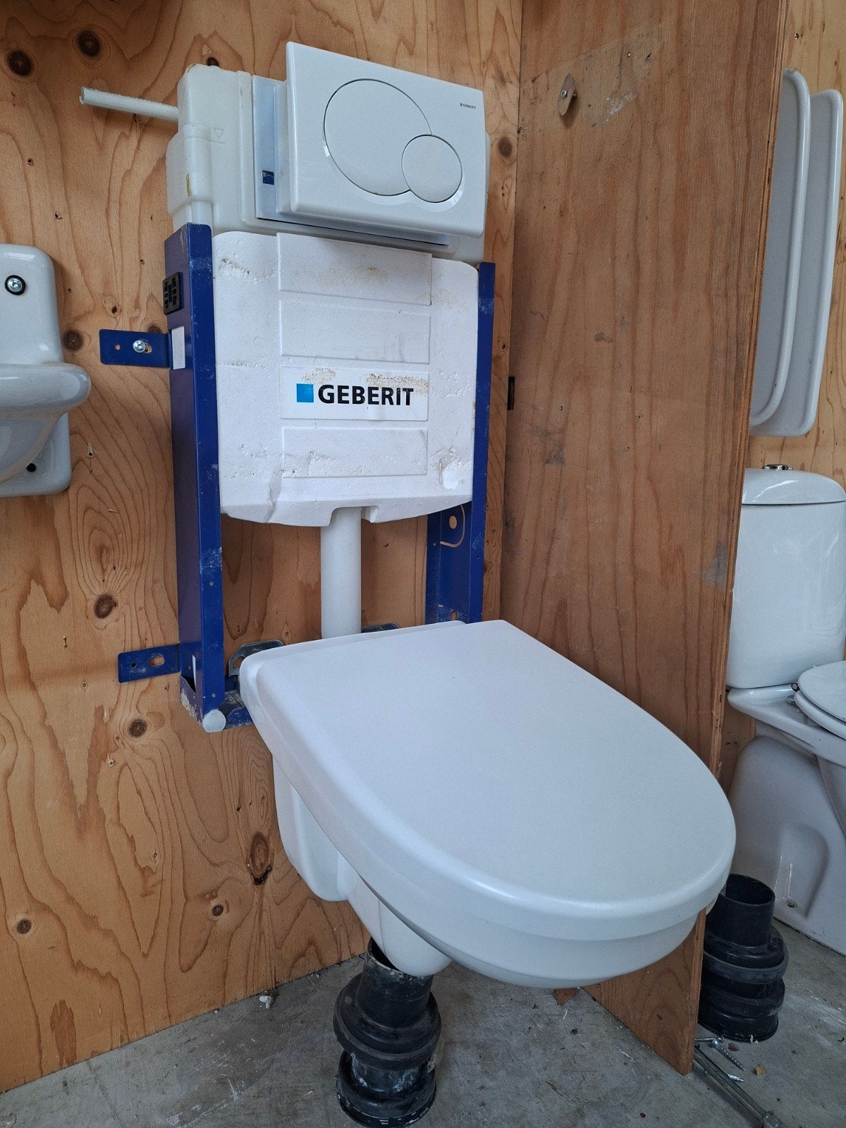 geberit inbouwreservoir toilet en drukknop, hangtoilet, wc, Doe-het-zelf en Verbouw, Ophalen, Gebruikt, Toilet