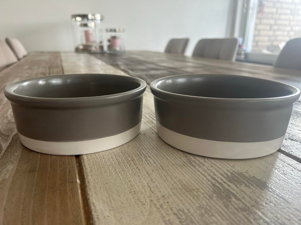 Voerbakjes kat/kleine hond, Dieren en Toebehoren, Ophalen of Verzenden, Zo goed als nieuw
