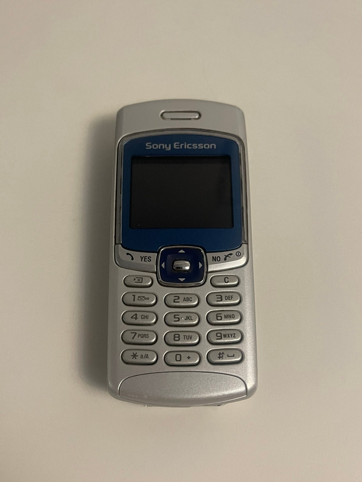 Sony Ericsson T230 simvrij, Ophalen of Verzenden, Zo goed als nieuw, Zwart