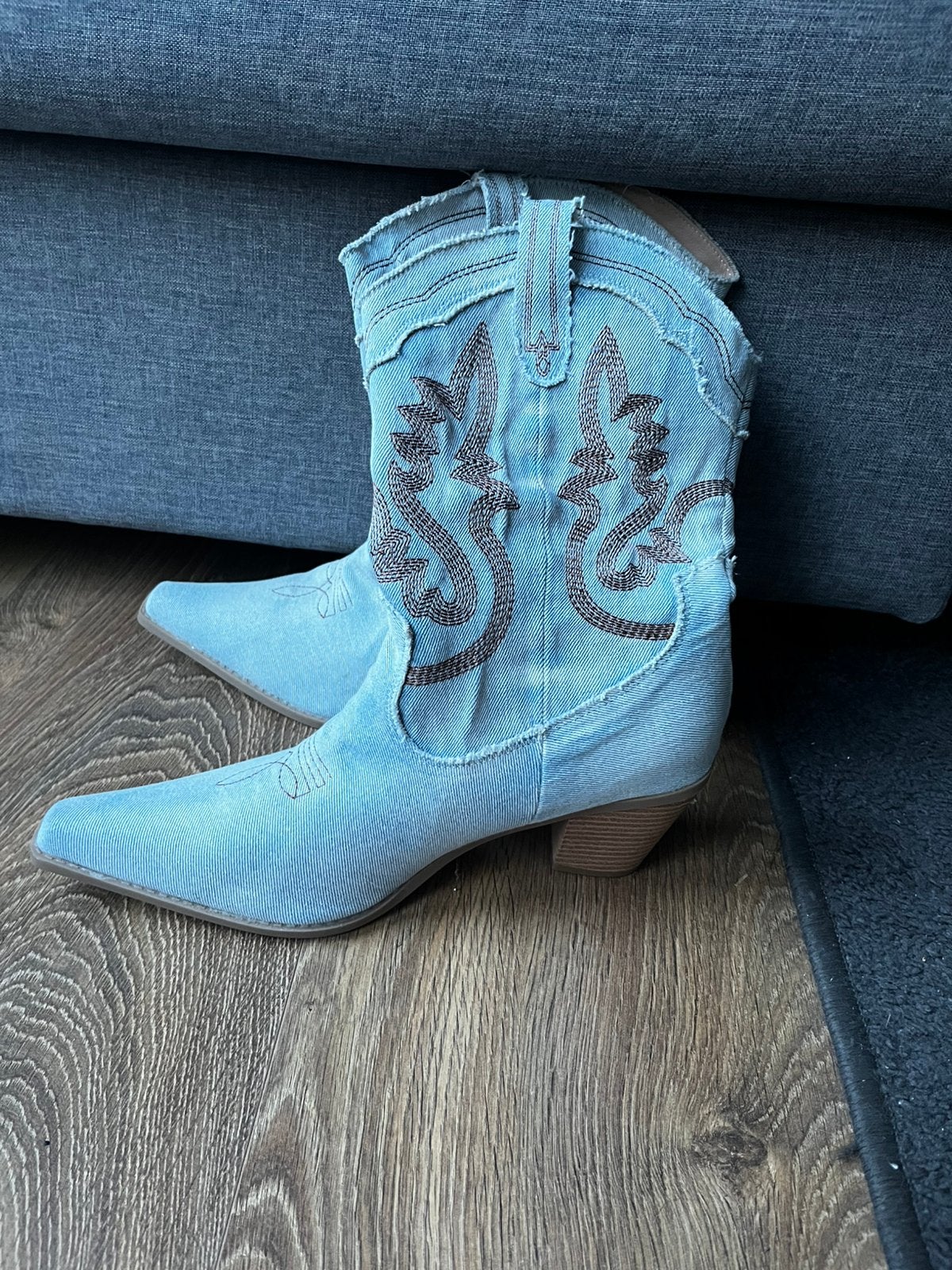 Cowboylaarzen, Kleding | Dames, Ophalen of Verzenden, Zo goed als nieuw, Zwart, Hoge laarzen