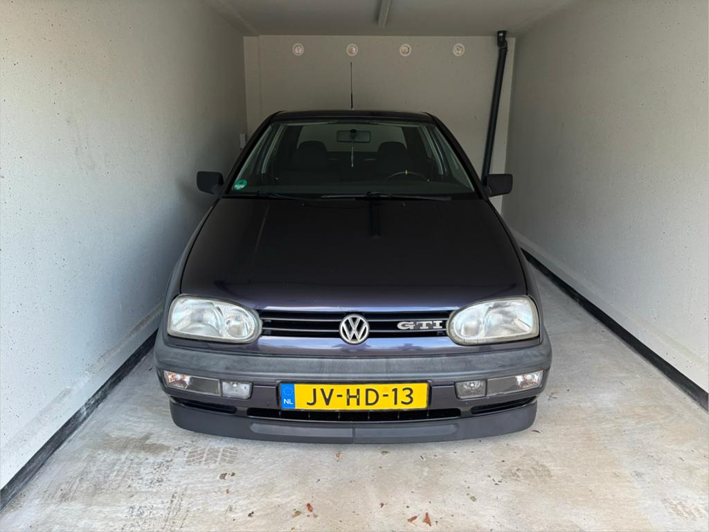 Volkswagen Golf GTI 2.0 8V (ADY) | NAP | Origineel NL |, Stof, Zwart, 1200 kg, Handgeschakeld