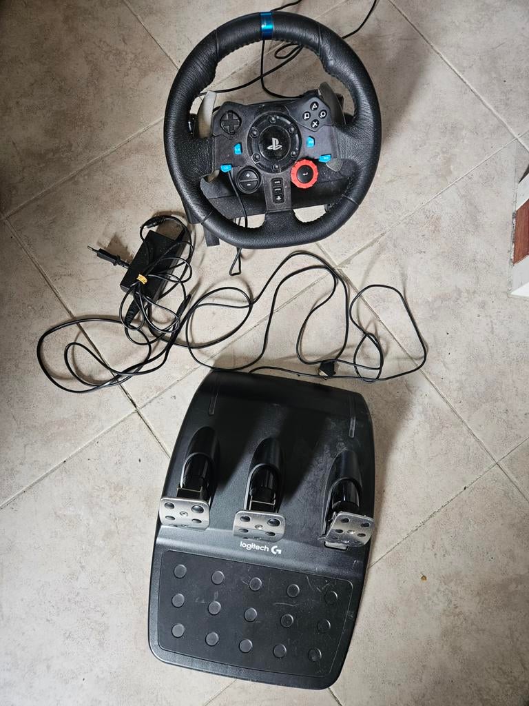 Logitech G29 Stuur en Pedalen (Stuur defect), Ophalen of Verzenden, Gebruikt, Stuur of Pedalen, PlayStation 4