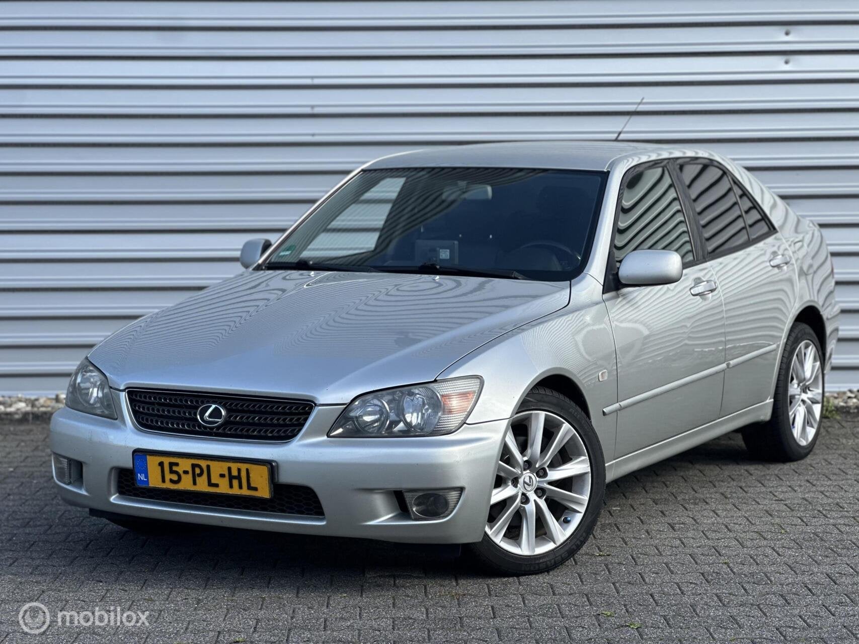 Lexus IS 200 2.0 Business Automaat | Cruise Control, Auto's, Gebruikt, 155 pk, Sedan, Zilver of Grijs