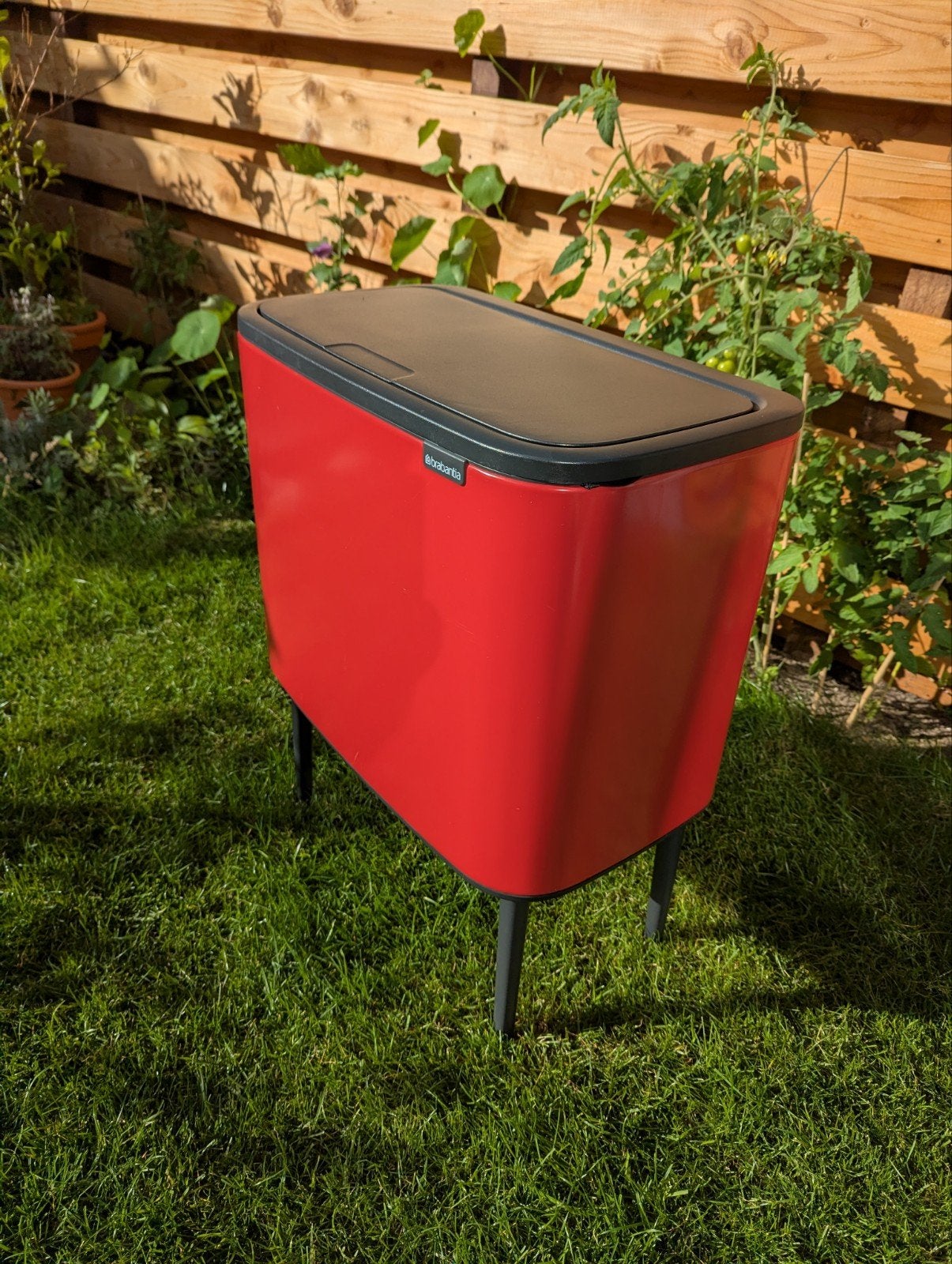 Brabantia Bo Touch Bin Prullenbak 36L - Passion Red - rood, 30 tot 40 liter, Ophalen, Gebruikt, 50 – 75