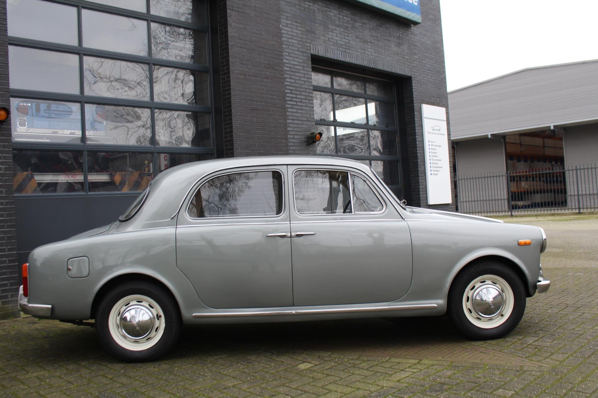 Lancia APPIA Series III Berlina V4 NIEUWSTAAT! RESTORED, foto 7