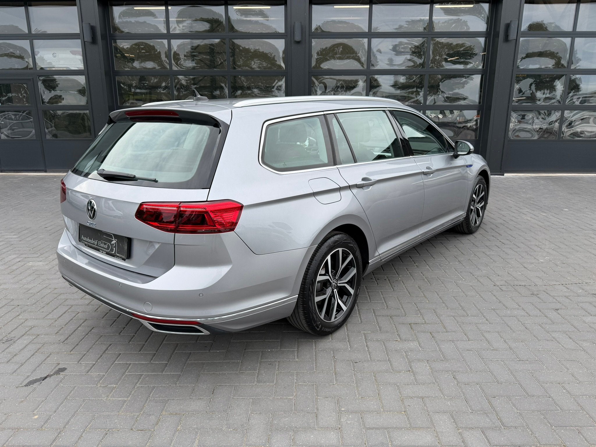 Volkswagen Passat Variant GTE 1.4 TSI Business (bj 2021), Auto's, Volkswagen, Automaat, Gebruikt, 4 cilinders, Hybride Elektrisch/Benzine
