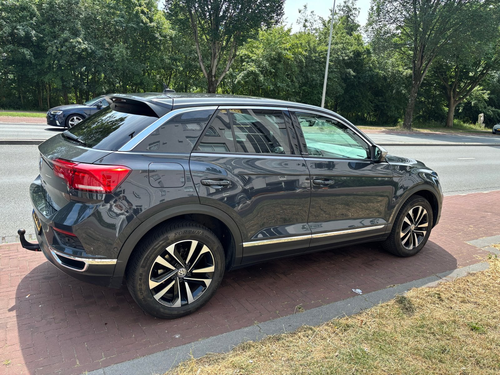 Volkswagen T-Roc 1.5 TSI 150pk 2020 Grijs, Auto's, 15 km/l, 1498 cc, 4 cilinders, Apple Carplay