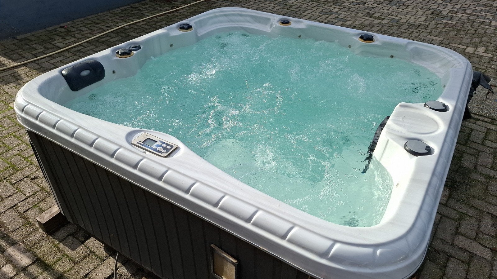 Prachtige Passion Spa jacuzzi Balboa 5 persoons, Ophalen, Gebruikt, Trap, Vast